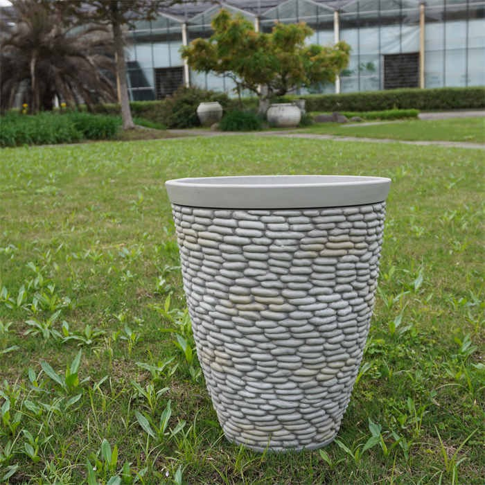 15 Plastic Planter