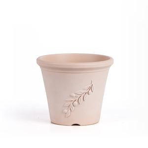 10" Plastic Plant Pot