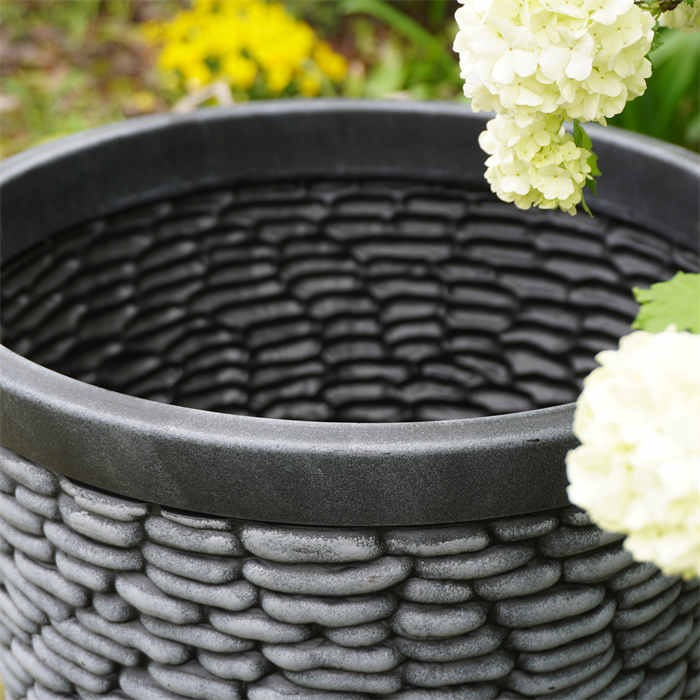 15 Plastic Plant Pot07