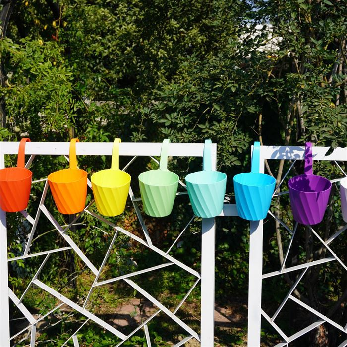 Palstic Hanging Basket
