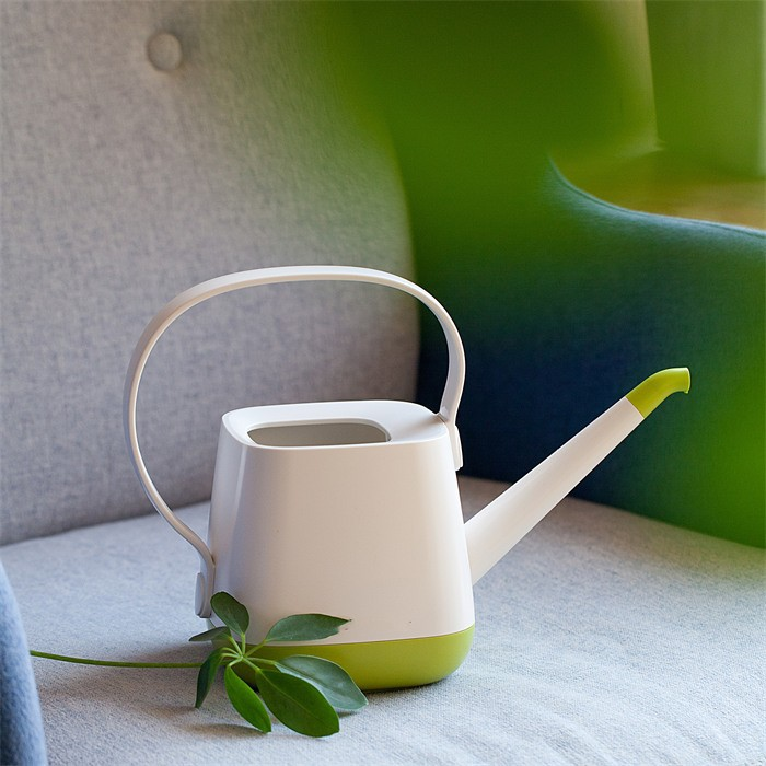 Decorative Plastic Watering Cans