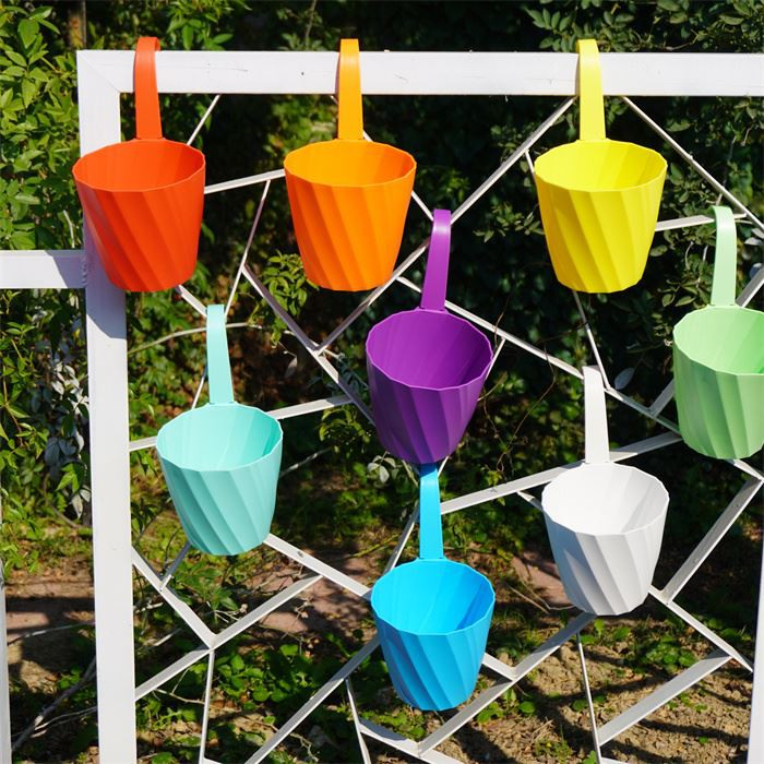 Plastic Hanging Basket Planter