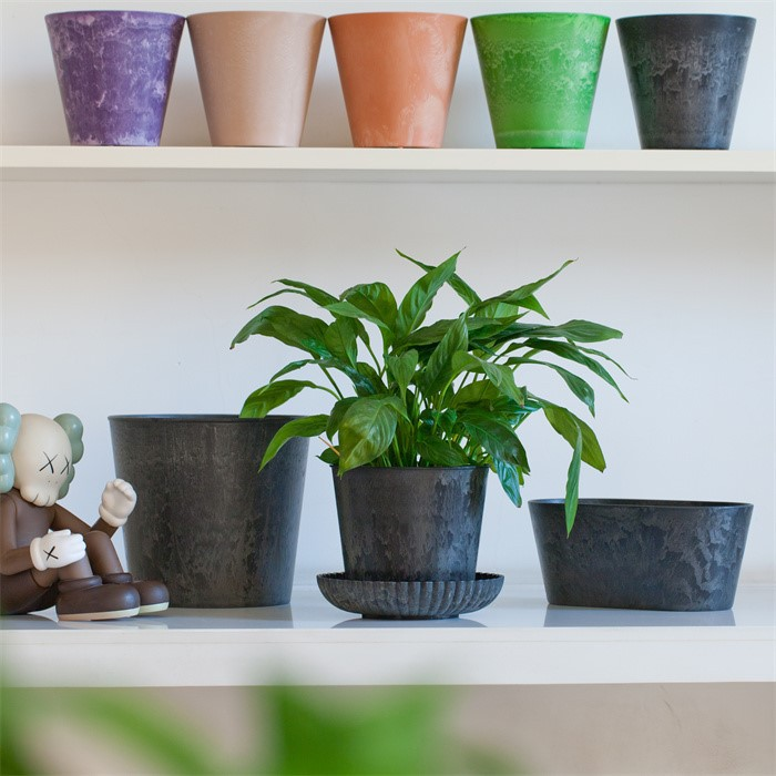 63 Plastic Planter05