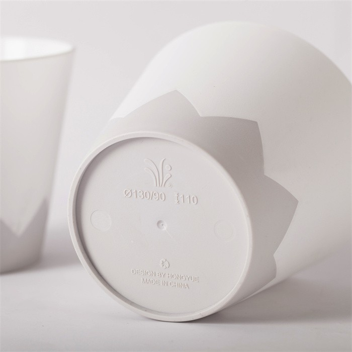 Plastic Geometric Flowerpot