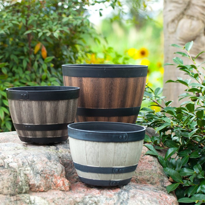 wooden barrel planter07